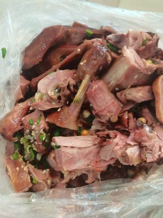 重庆特色美食酱板鸭熏鸭卤鸭烤鸭菜品菜谱实拍图片