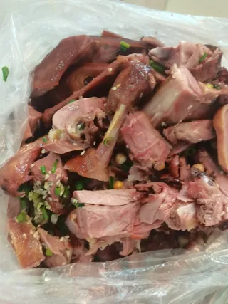 重庆特色美食酱板鸭熏鸭卤鸭烤鸭菜品菜谱实拍图片