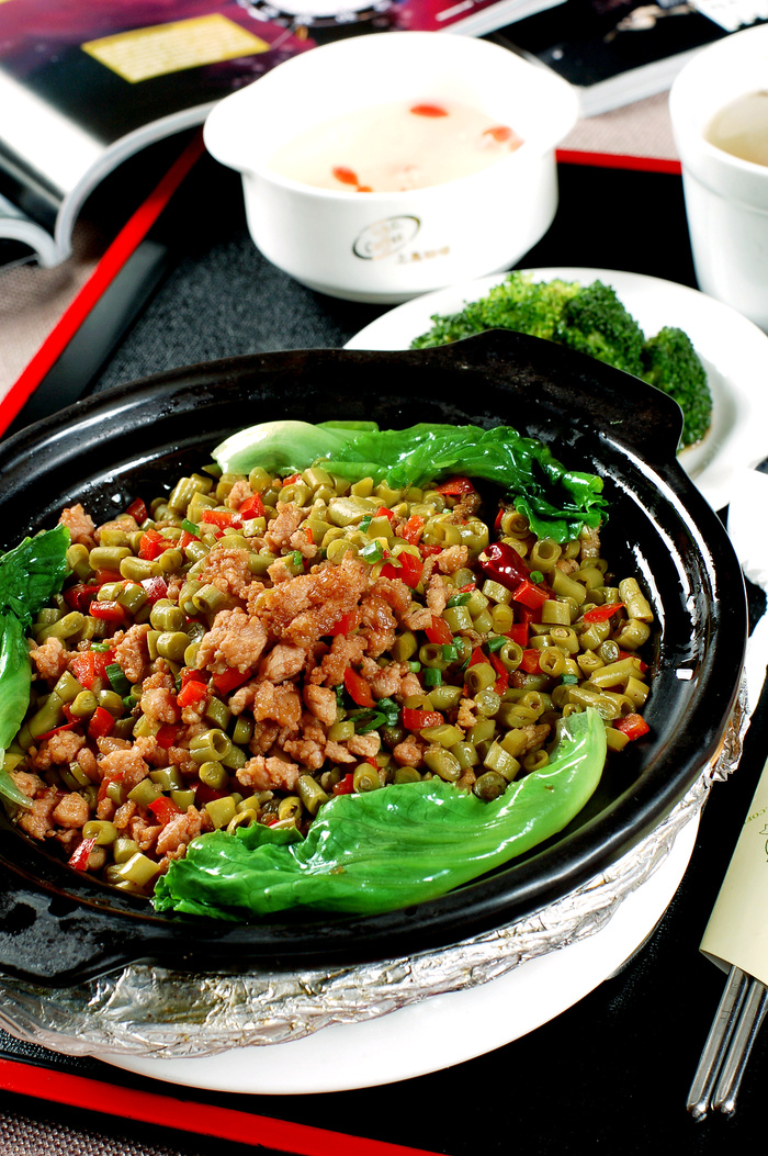 石锅煲类火锅川菜特色菜豇豆肉沫煲仔