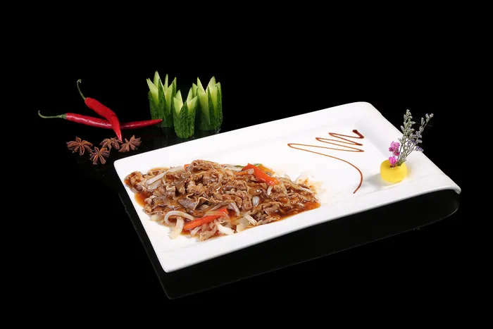 日式肥牛餐饮快餐盖浇饭产品成品高清大图黑底长盘