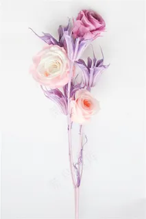 紫色系的玫瑰花束 紫色系的玫瑰花束