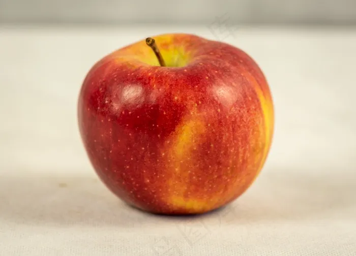 多汁红苹果图片