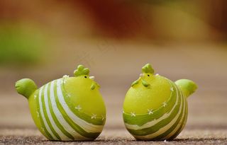 复活节可爱小鸡图片