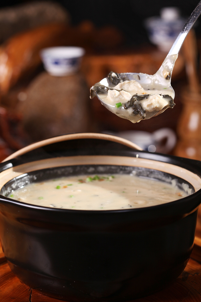芝麻叶炖豆腐
