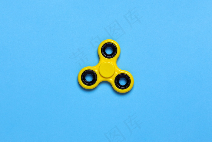 三角指尖陀螺图片