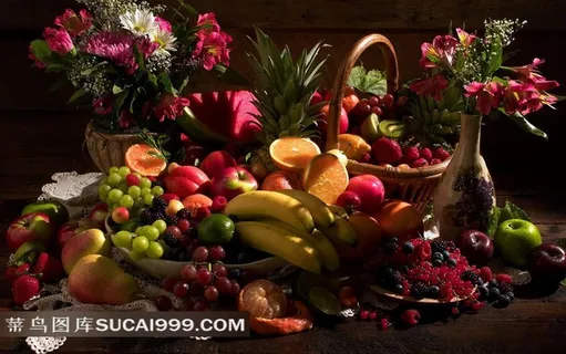 香蕉葡萄橘子雪梨菠萝和鲜花