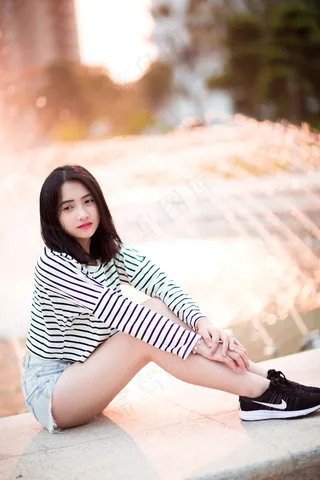 清新唯美可爱的女孩摄影图片