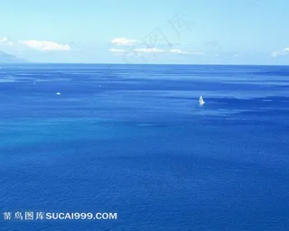 唯美海上的小帆船素材图片