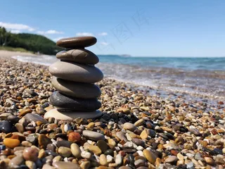 美丽鹅卵石堆叠图片