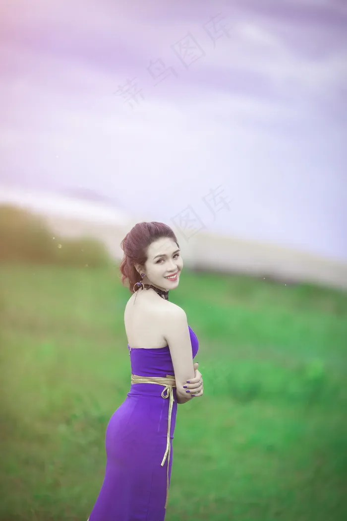 美背性感美女图片