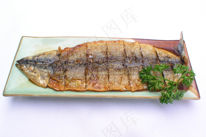 粤菜1369煎秋刀鱼