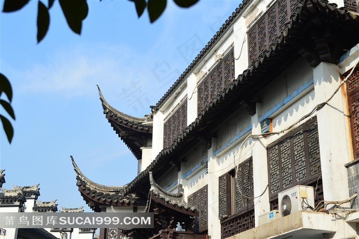 叶子后的篦箕巷古建筑