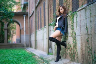 西西日本女人艺术人体写真图片