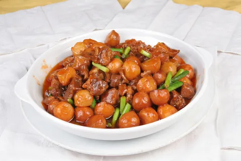 41小土豆烧牛腩 昭君