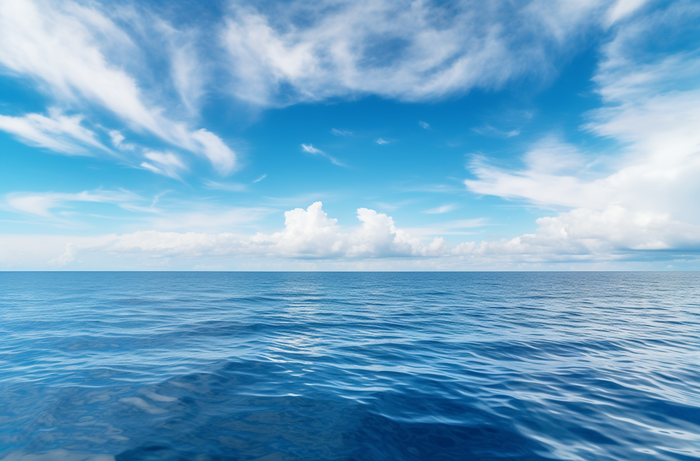 蓝海白云碧海风格极简主义摄影图