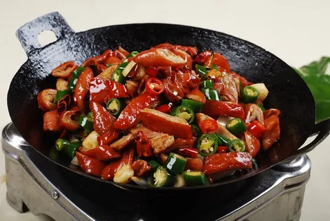 干锅美食焖锅湘菜麻辣香辣纸锅干锅肥肠 