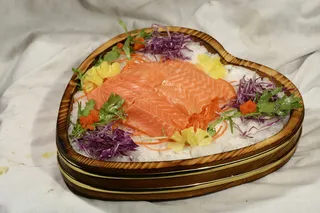 32刺身三文鱼68元