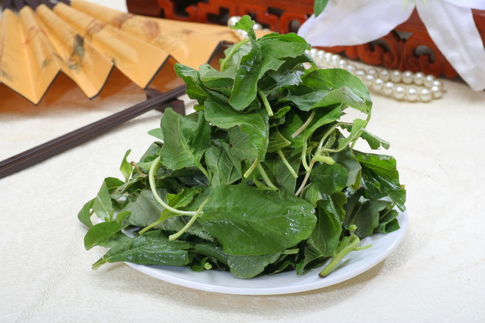 蒜茸野菜18元
