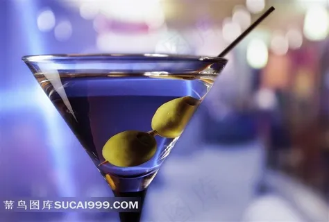 马提尼橄榄鸡尾酒图片
