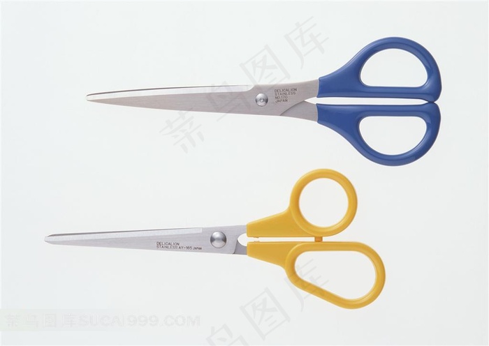 文具用品两把剪刀