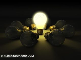 一个发光的电灯与周围倒着的电灯