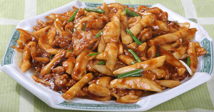 鸡腿菇爆羊肉