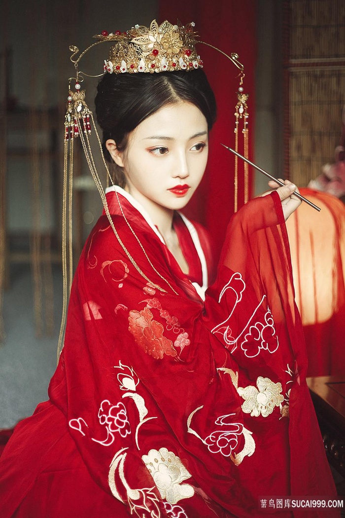 古装婚礼新娘汉服美女图片素材