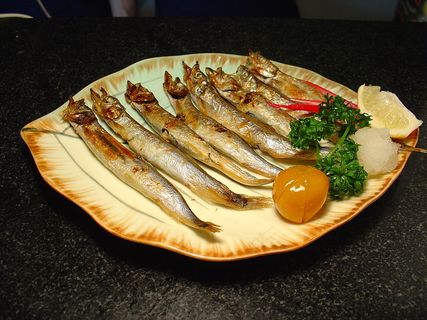 粤菜1543烤多春鱼 16元