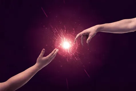 创意点击的手势双手与光效图 创意点击的手势双手与光效图