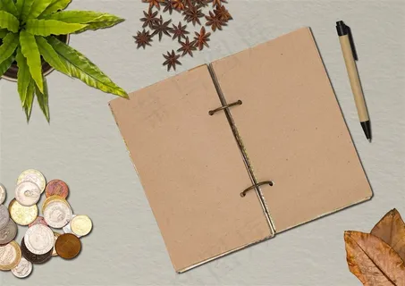 桌子上的笔记本