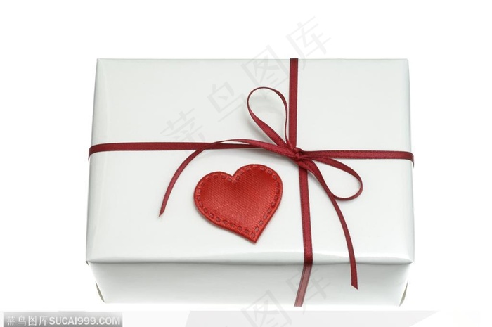 情人节物语-白色盒子上的红心