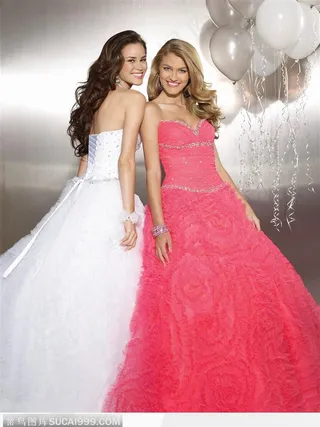 穿晚宴礼服的高贵气质美女－－红色与白色婚纱晚礼服