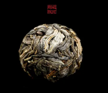 雨林华香  雨林古茶坊 古树普洱茶 生茶 小沱茶1