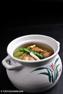 黄豆煨猪手的美食图片