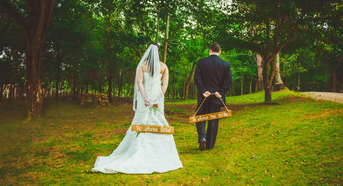 唯美婚纱背影图片