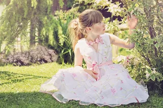 清新唯美可爱的女孩摄影图片