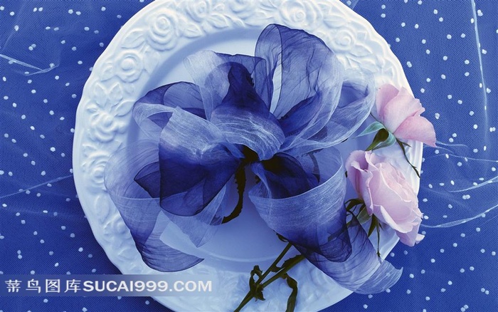 粉玫瑰丝带花艺大餐