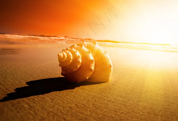 黄昏海边非主流图片