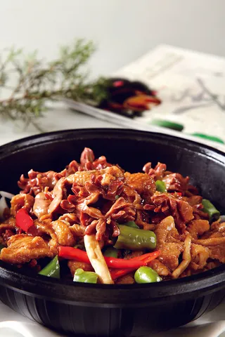 干锅美食焖锅湘菜麻辣香辣纸锅干锅凤煲