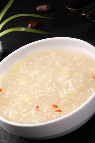 米酒银耳羹 (2)