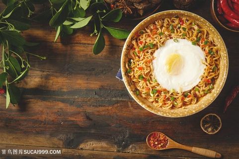 荷包蛋面泡面