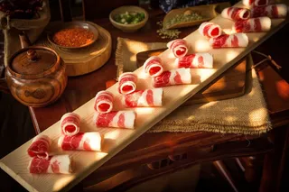 火锅菜品配菜肥牛卷肥牛肉涮牛肉