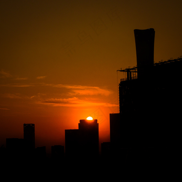 城市高清夕阳剪影