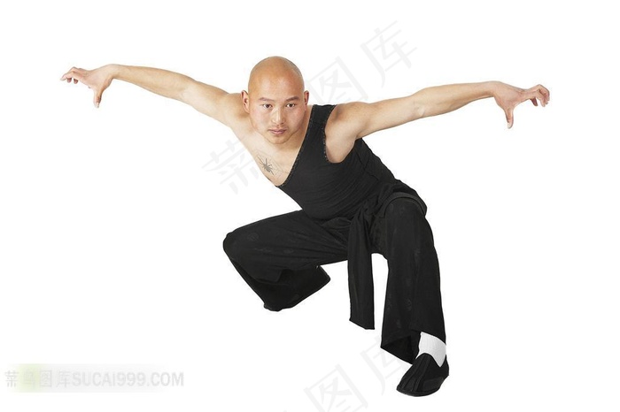 练鹰爪拳的黑衣和尚