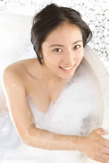 日本美女模特洗澡图片 日本美女模特洗澡图片