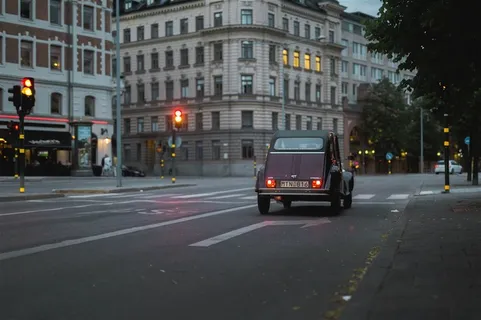 道路上的红绿灯素材图 道路上的红绿灯素材图