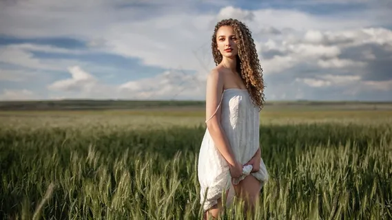 少女模特艺术写真人体摄影 少女模特艺术写真人体摄影