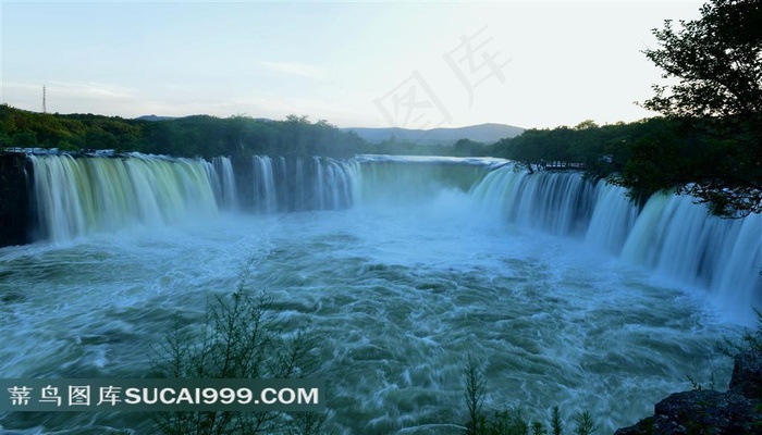 镜泊湖瀑布图片