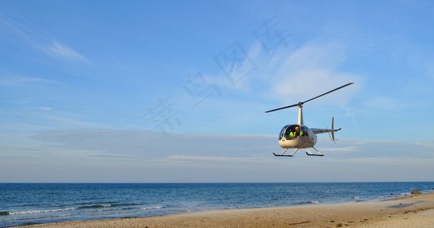 直升机降落图片
