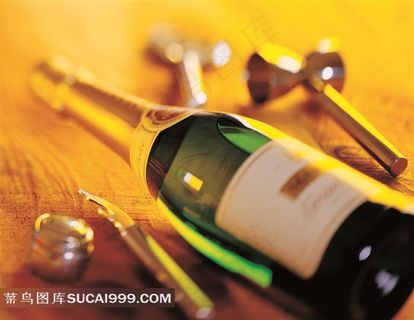 金色香槟酒瓶酒具